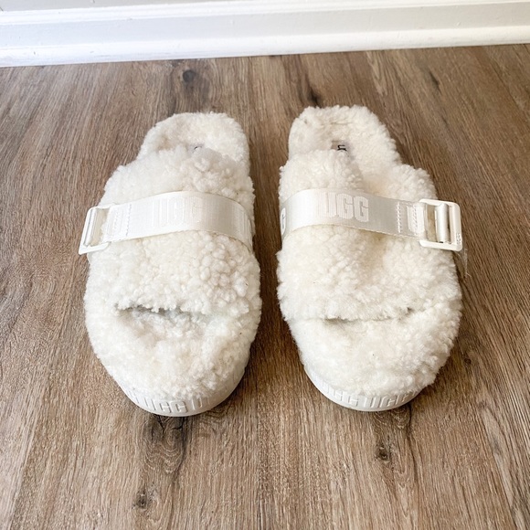 Ugg Fluffita White Slipper Sandal • Women’s Size 9 - Picture 4 of 11
